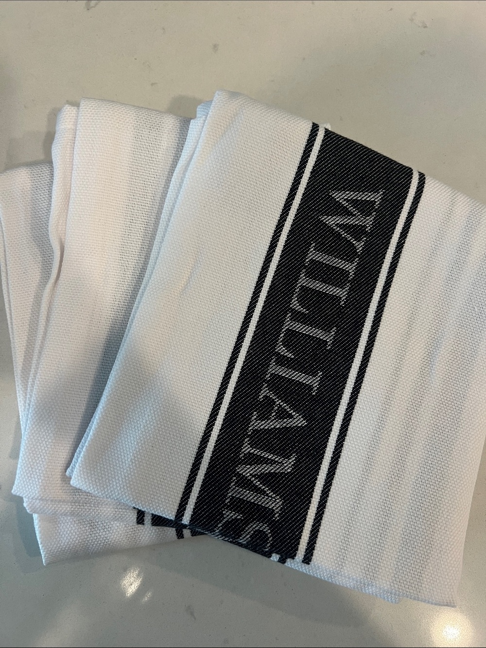 NWOT William Sonoma Dish Towels (3) - Picture 3 of 3